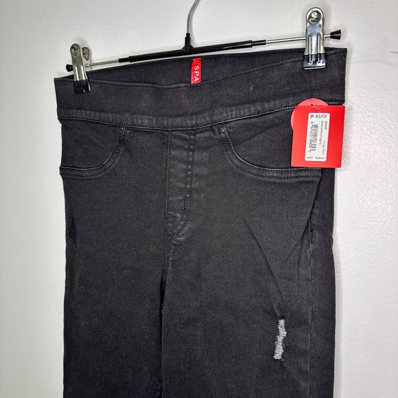 Spanx NWT Black Vintage Distressed Denim Leggings Sz XS Pull on skinny jeans - Picture 9 of 9